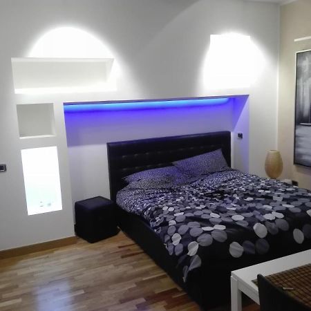 B&B Stazione Latina セルモネータ エクステリア 写真